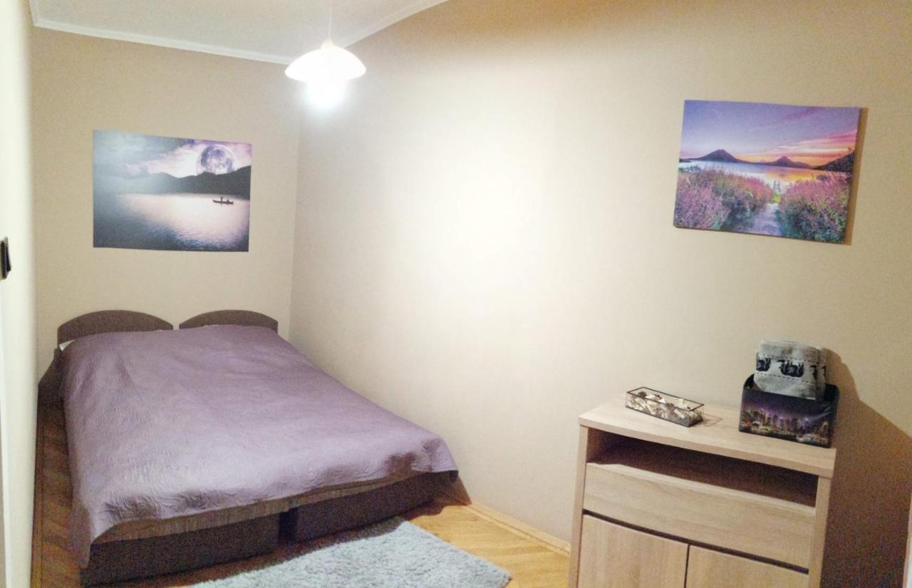 Startpont Apartman Pecs Bagian luar foto
